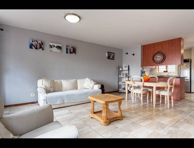 2 BEDROOM DUPLEX SOLD IN MEYERSDAL
